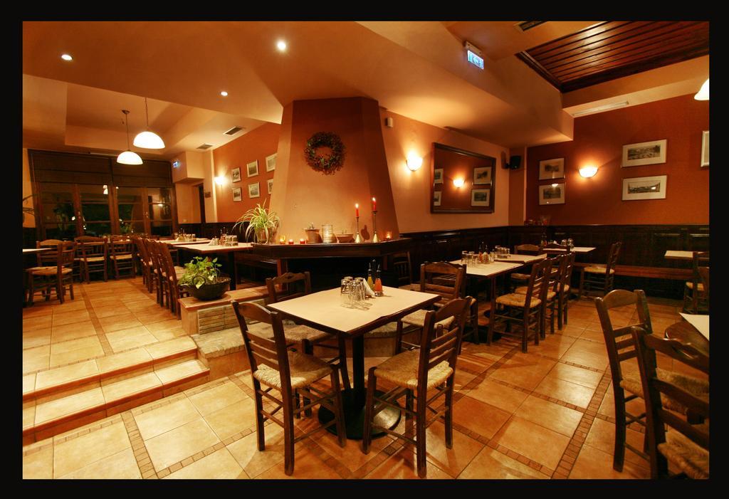 Eláti Hotel Papanastasiou מראה חיצוני תמונה